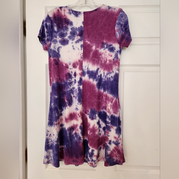 💥SALE💥Riley&James, NWOT Medium dress paired with Main Street Earrings NWOT - Picture 3 of 6